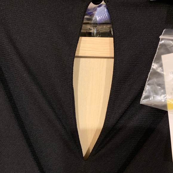 BRAND NEW INC BLACK SLEEVELESS JUMPSUIT SIZE MED - Picture 6 of 8